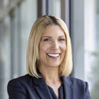 _FR-V-STRUENSEE_P0A5283_kleiner.jpg Personalvorständin Constance von Struensee